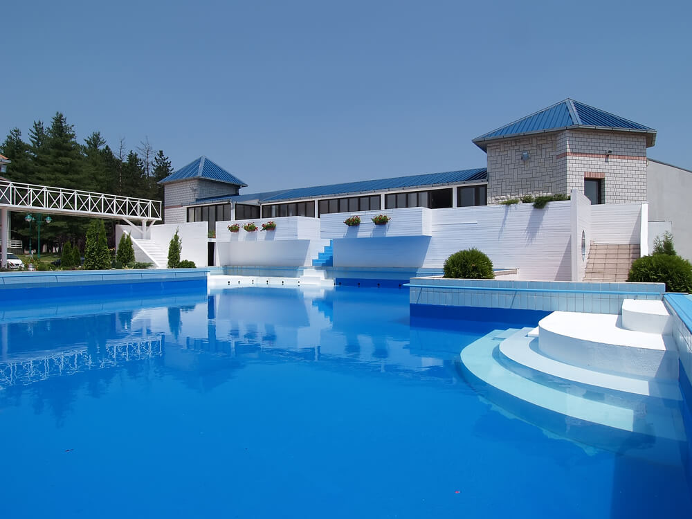 Big Mansions With Pools huge mansion with pool Big Mansions With Pools huge mansion with pool