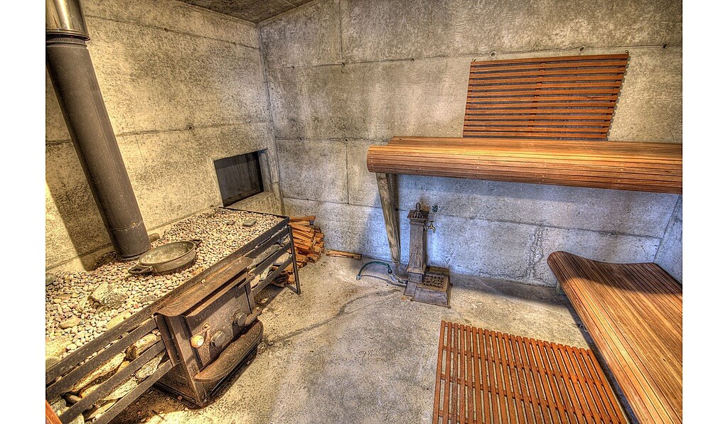 Concrete block sauna Concrete block sauna