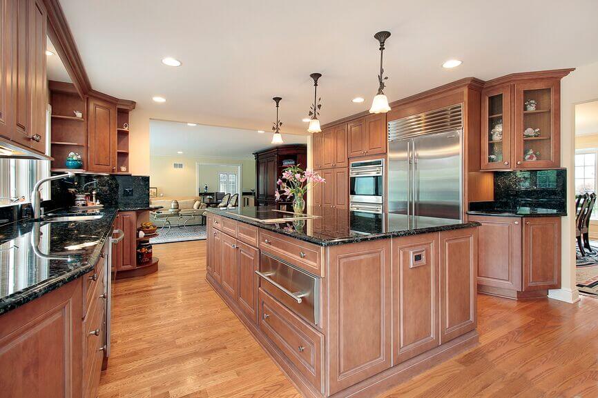 25 Remarkable Kitchens With Dark Cabinets And Dark Granite Great Photos