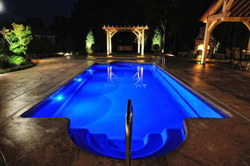 roman-swimming-pool-stock-nn