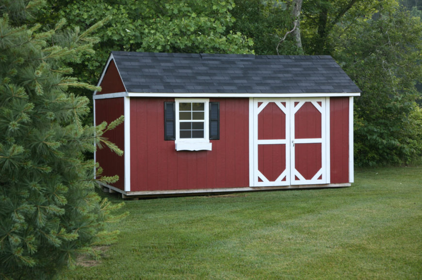 This pretty red shed is built to resemble an old country barn, and has cute shutters and a dark slate roof. This pretty red shed is built to resemble an old country barn, and has cute shutters and a dark slate roof.