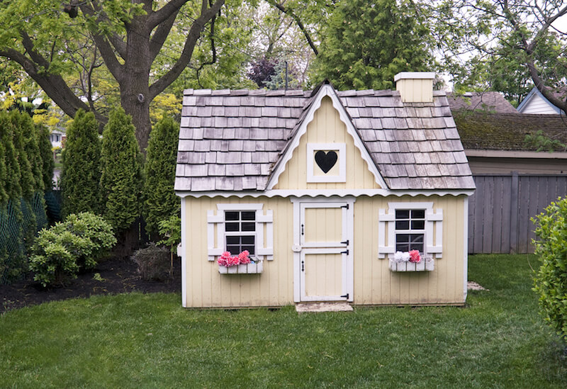 A more traditional cottage style play house that's perfect for imaginative play. A more traditional cottage style play house that's perfect for imaginative play.