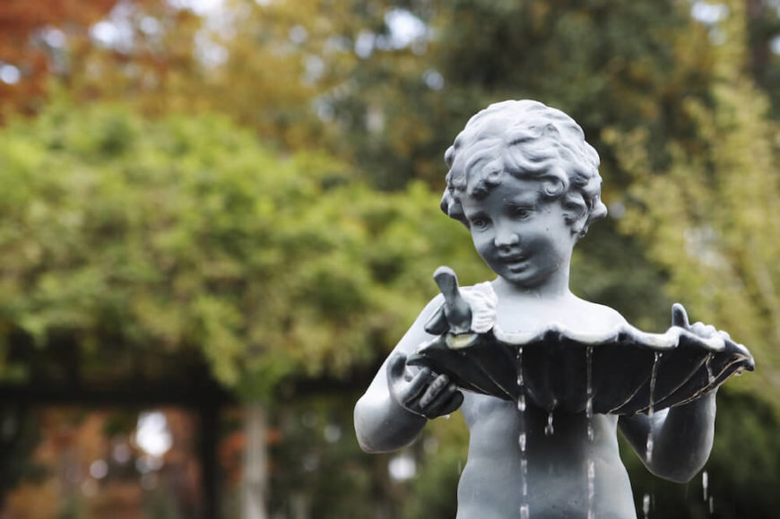 To keep your bird bath water from becoming stagnant, choose a bird bath with a fountain built in. Functional, clean, and definitely decorative. To keep your bird bath water from becoming stagnant, choose a bird bath with a fountain built in. Functional, clean, and definitely decorative.