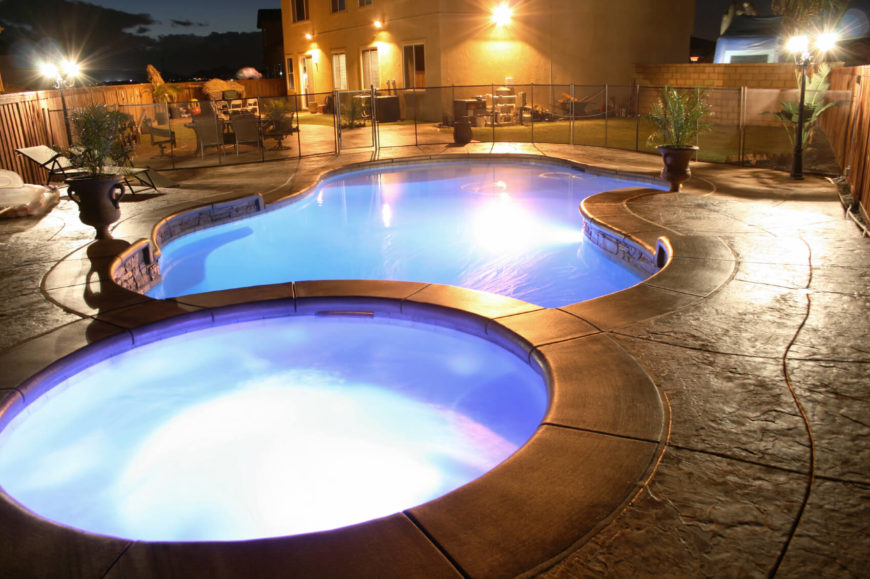 Here is a round hot tub with a lighting element. Nighttime is a great time to have a dip in a hot tub, and if you can get lighting elements incorporated into your hot tub, this can make the night time soak even more enjoyable and atmospheric. Here is a round hot tub with a lighting element. Nighttime is a great time to have a dip in a hot tub, and if you can get lighting elements incorporated into your hot tub, this can make the night time soak even more enjoyable and atmospheric.