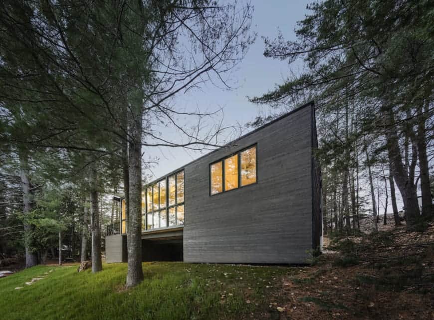 Cross Laminate-Timber Cottage project by Kariouk Associates