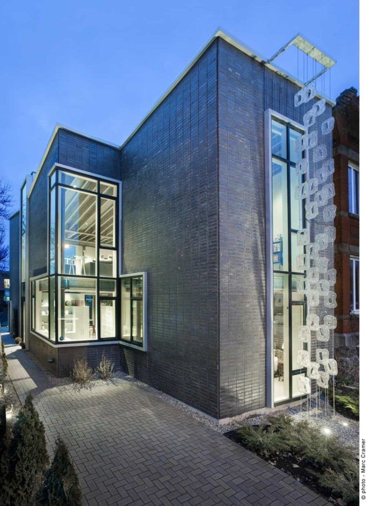 Ice Shore House by Indesign Inc.
